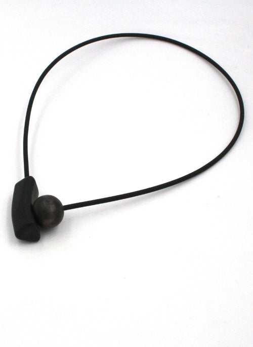 Collier Atome en céramique colorée 1 | EMPREINTES Paris - EMPREINTES Paris