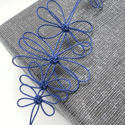 Collier fleurs de prunier bleu | EMPREINTES Paris - EMPREINTES Paris