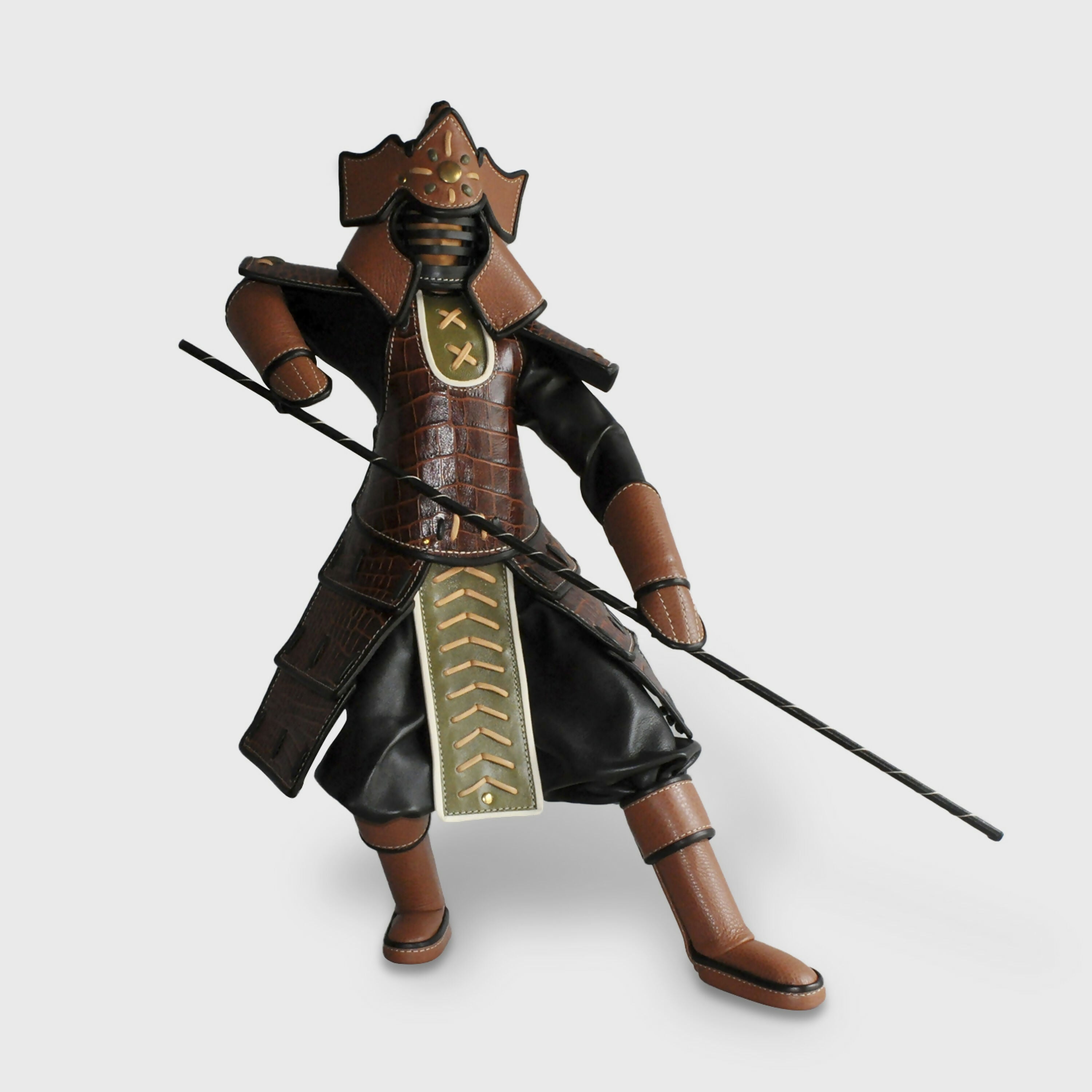 sculpture_samourai_lancier_noir_et_marron_sculpture_cuir_annie_delemarle copie | EMPREINTES Paris