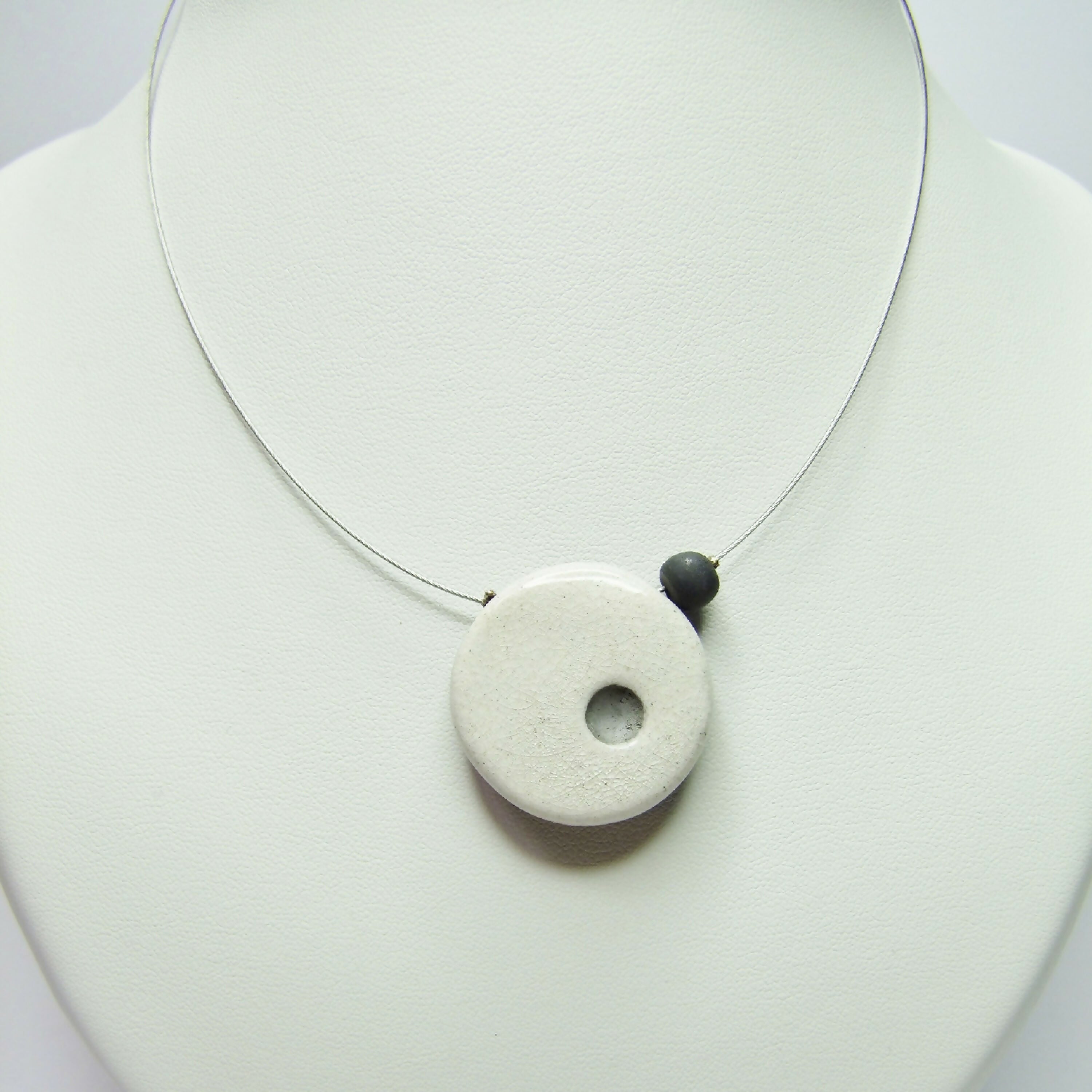 Collier Solo pointé blanc | EMPREINTES Paris