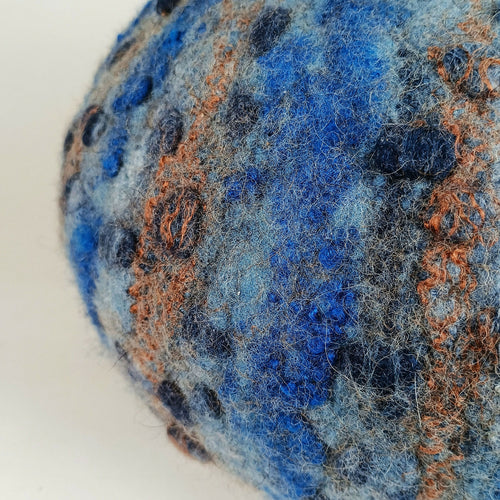 vide_poche_oursin_bleu_et_cuivre_en_feutre_de_laine_atelier_lanzetta copie | EMPREINTES Paris - EMPREINTES Paris