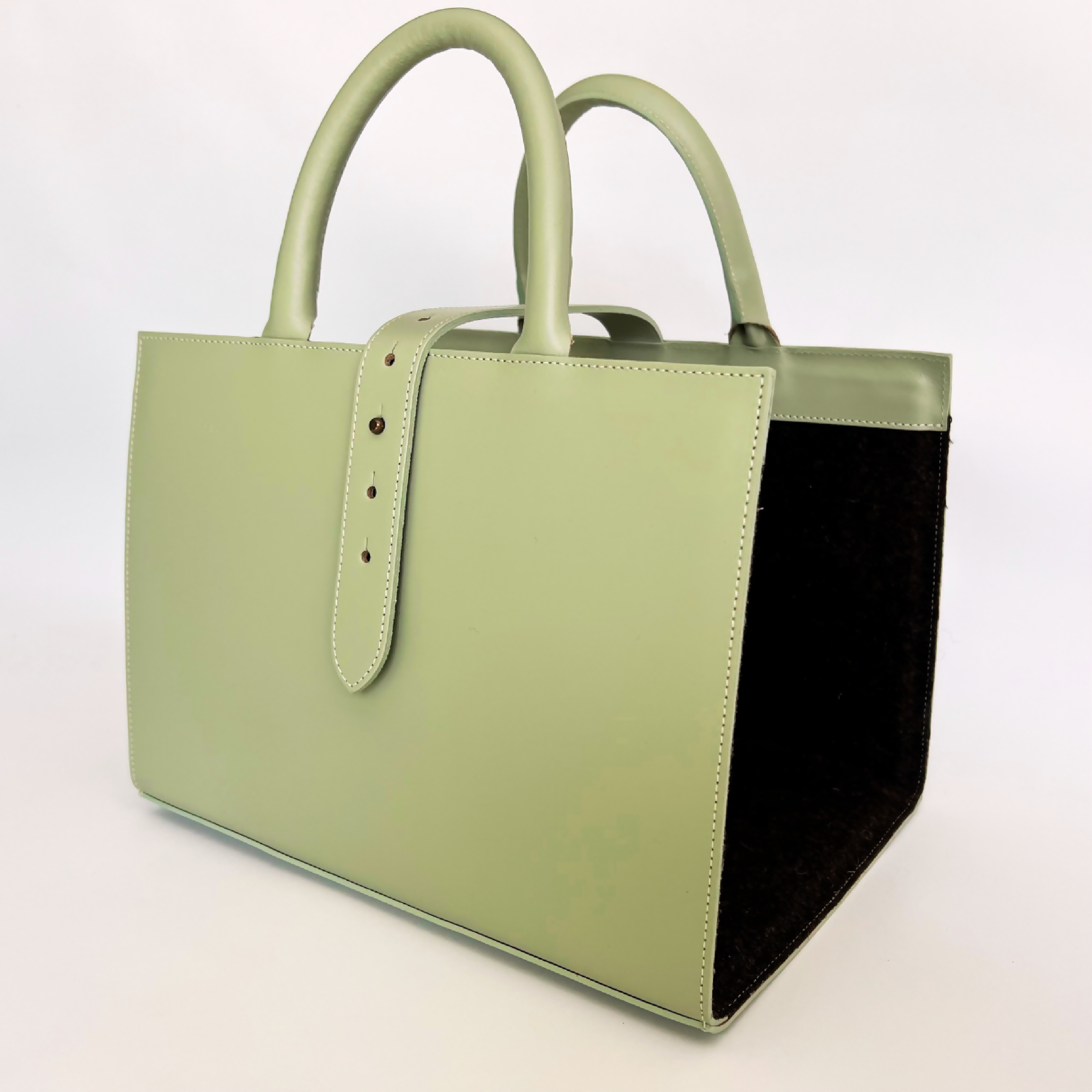 porte_revues_en_cuir_vert_lichen_midipy copie | EMPREINTES Paris