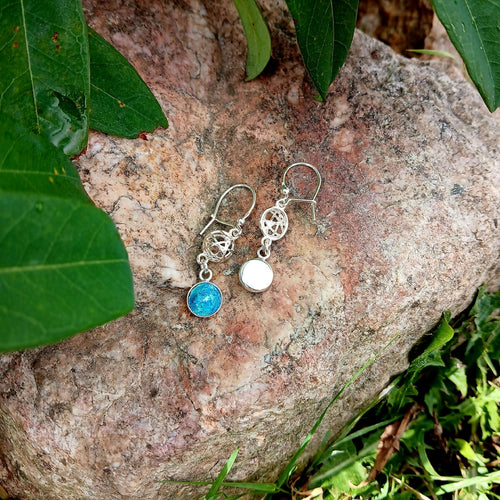 boucles_doreilles_spheres_ajourees_en_email_sur_feuille_dargent_les_emaux_arediens_lemail_grand_feu_de_limoges copie | EMPREINTES Paris - EMPREINTES Paris