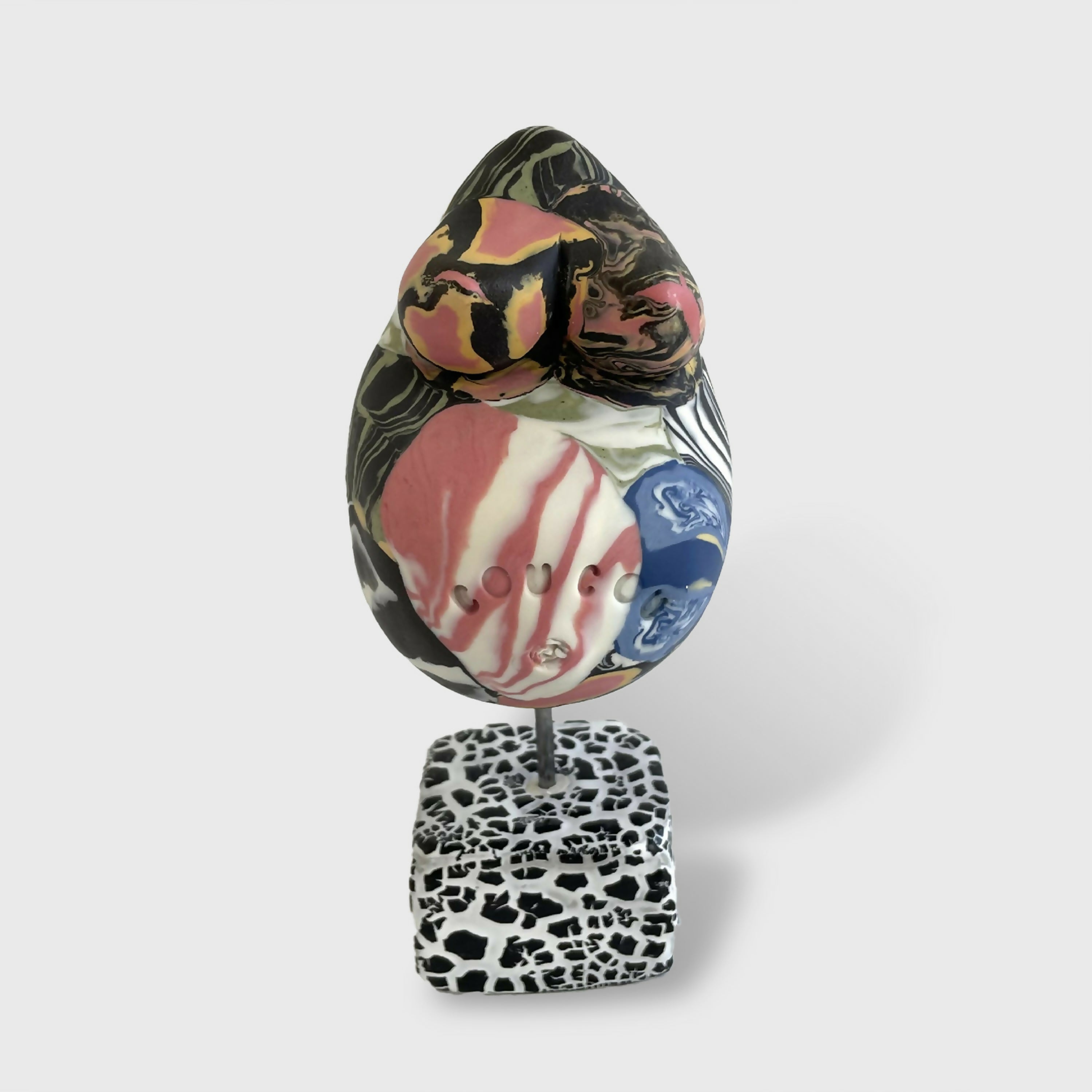 Sculpture femme enceinte nériage porcelaine multicolore 1 | EMPREINTES Paris