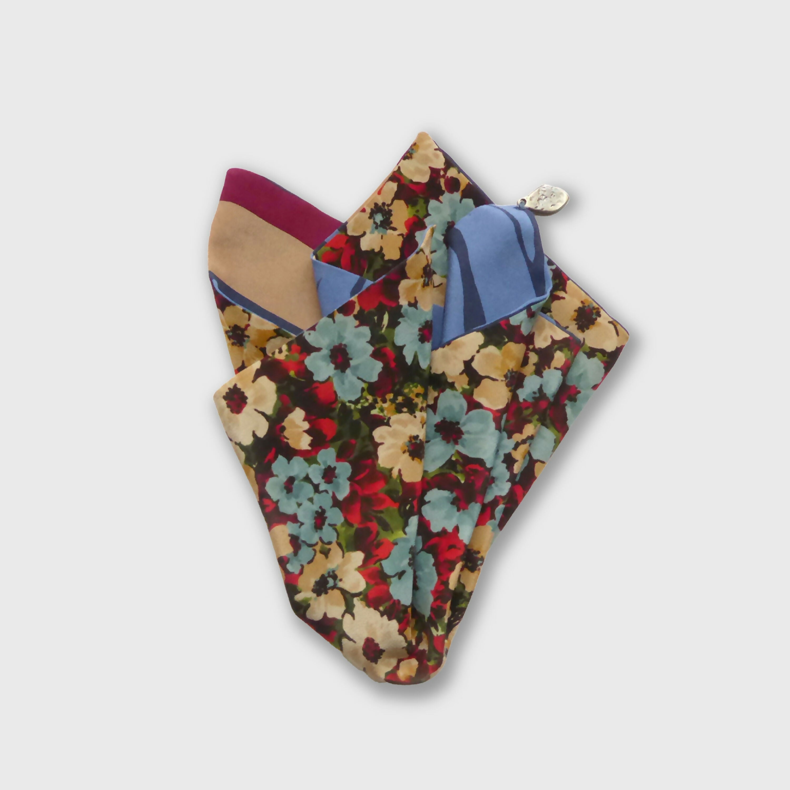 5H4LWDEcWI | EMPREINTES Paris