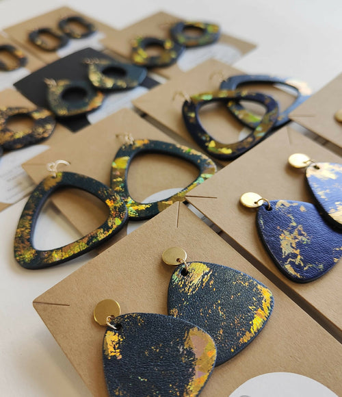 boucles_doreilles_arche_art_deco_bleu_doree_4_julie_troncin_maroquinerie | EMPREINTES Paris - EMPREINTES Paris