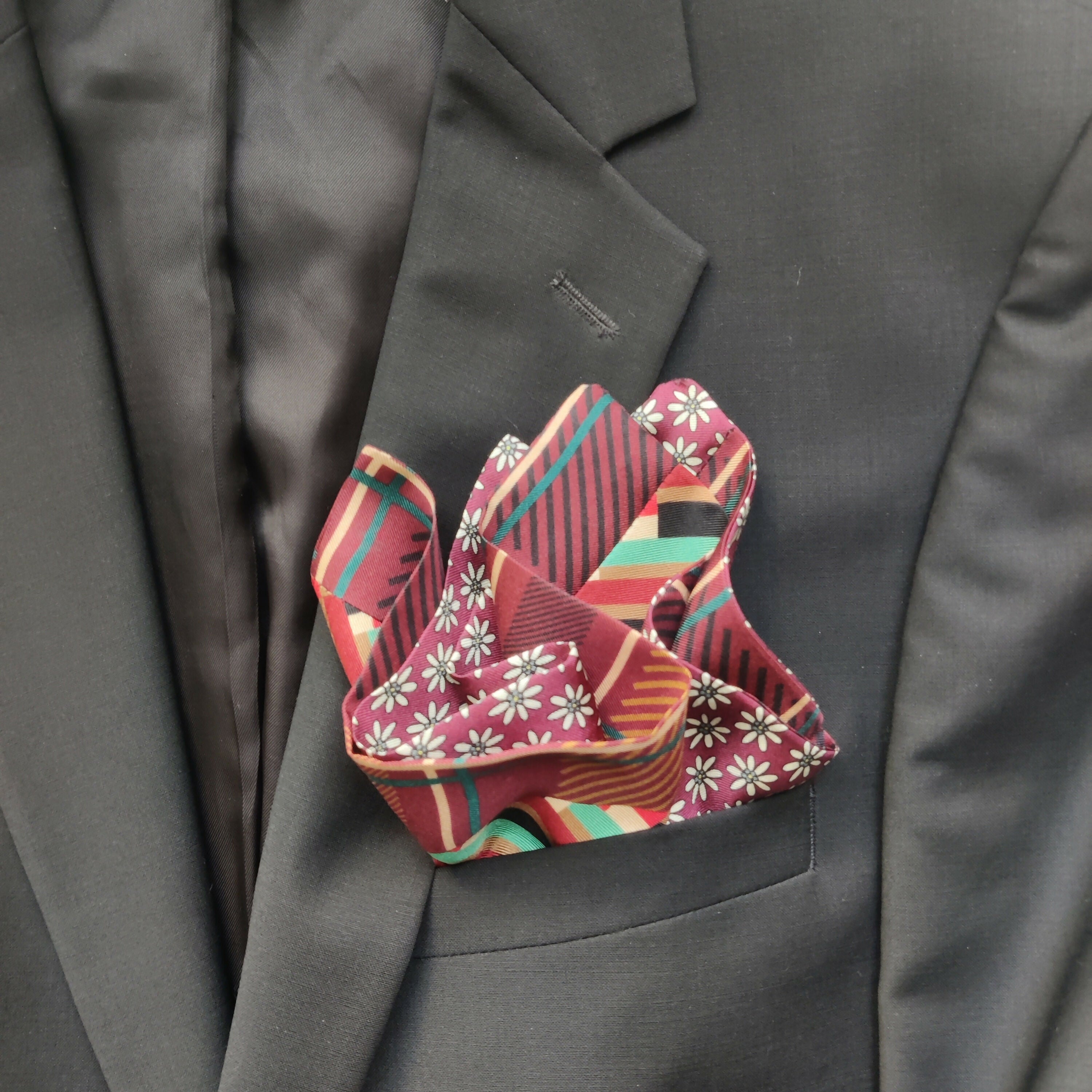 Pochette soie homme - flower check rouge | EMPREINTES Paris