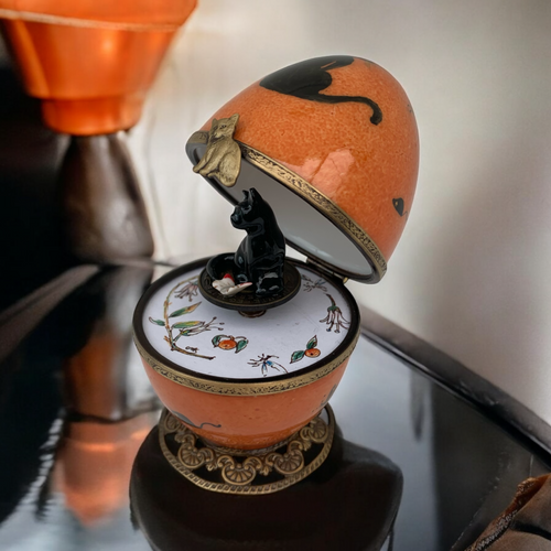 oeuf musical orange décor chat noir2 | EMPREINTES Paris - EMPREINTES Paris