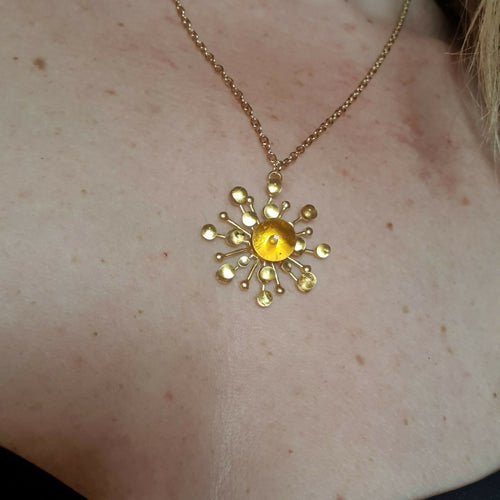 collier_soleil_en_verre_de_murano_cendrine_m_fileuse_de_verre copie | EMPREINTES Paris - EMPREINTES Paris