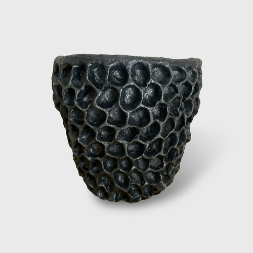 Pot sculpture Aérolithe | EMPREINTES Paris - EMPREINTES Paris