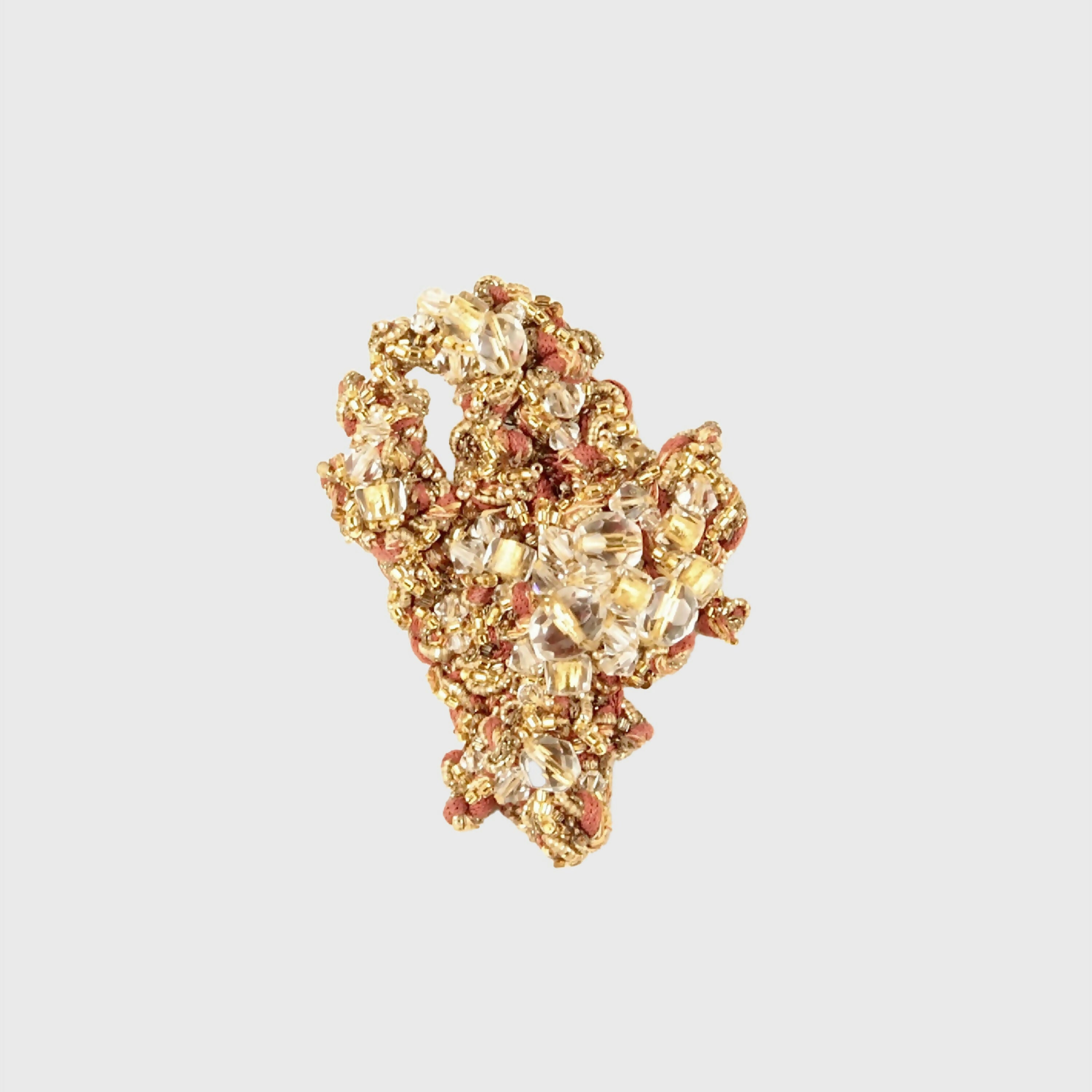 Broche Baroque or - Sculpture textile à porter | EMPREINTES Paris