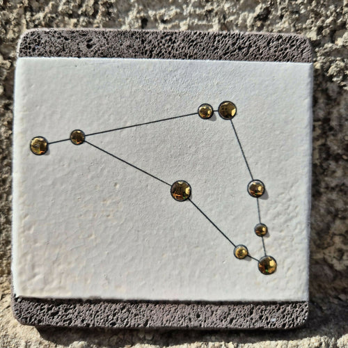 carre_de_pierre_de_lave_emaillee_constellation_du_capricorne_les_emaux_de_marie copie | EMPREINTES Paris - EMPREINTES Paris