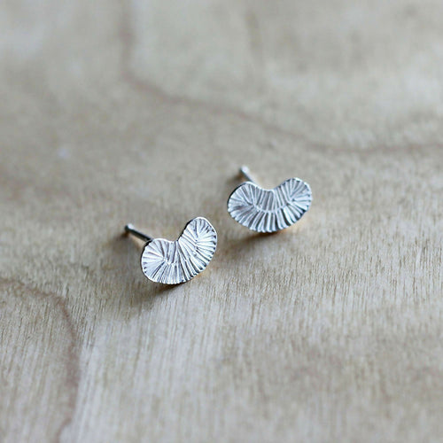 mini_puces_volute_boucles_doreilles_minimaliste_en_argent_massif_recycle_maa_bijoux copie | EMPREINTES Paris - EMPREINTES Paris