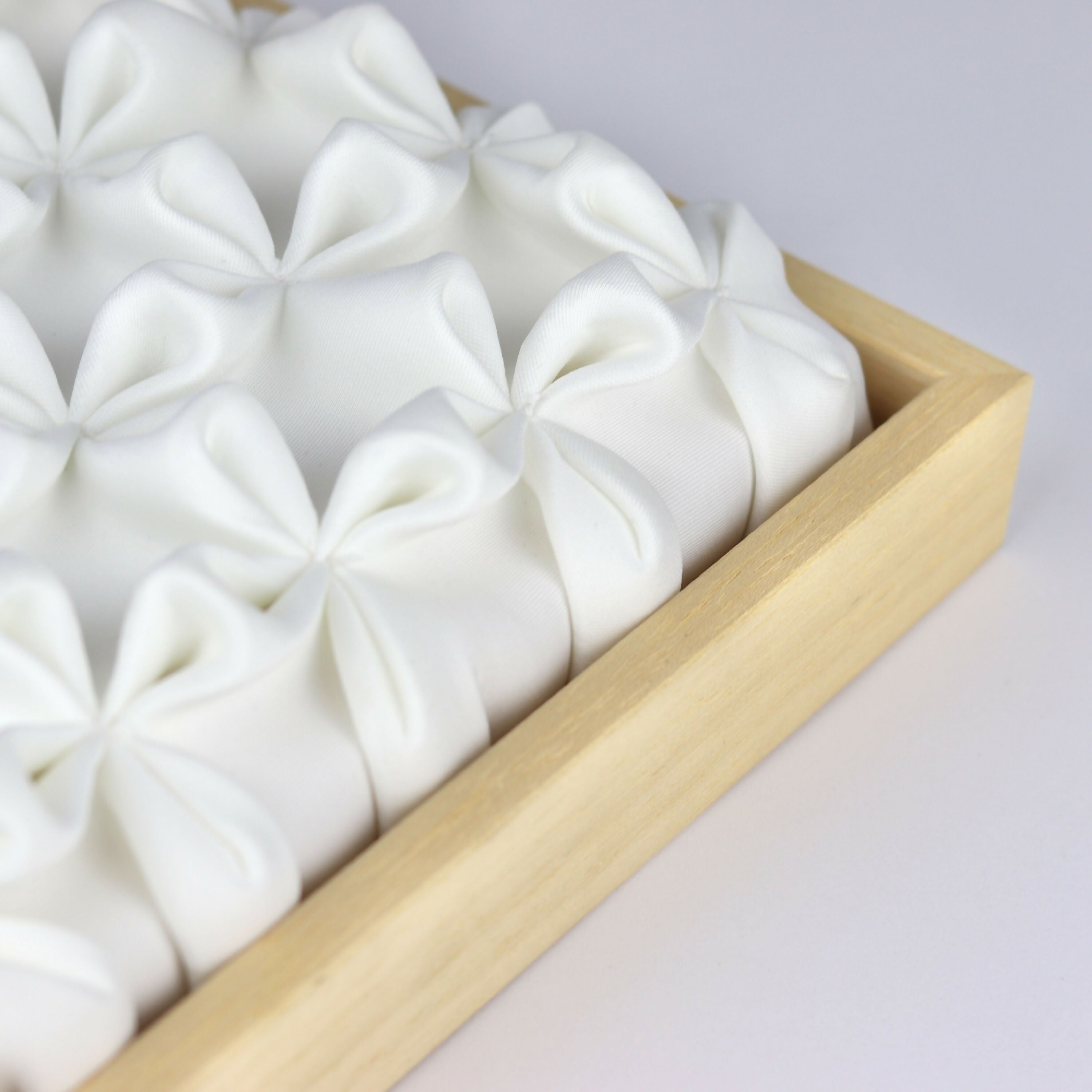 tableau_textile_neosmock_inverse_floriane_schmitt_studio copie | EMPREINTES Paris