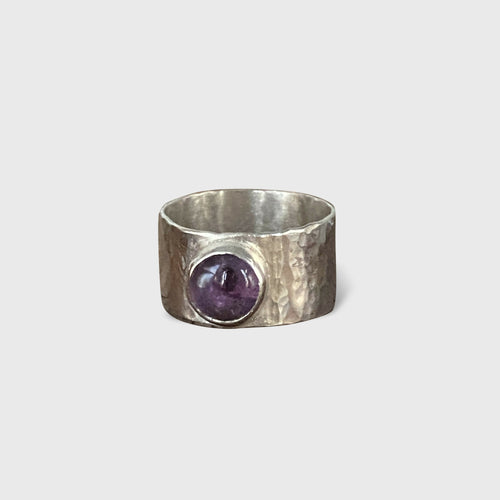 bague_bandeau_en_argent_massif_cabochon_en_amethyste_serti_clos_artyssia2 copie | EMPREINTES Paris - EMPREINTES Paris