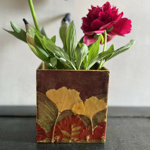 vase_carton_laque_atelier_solange_godard copie | EMPREINTES Paris - EMPREINTES Paris