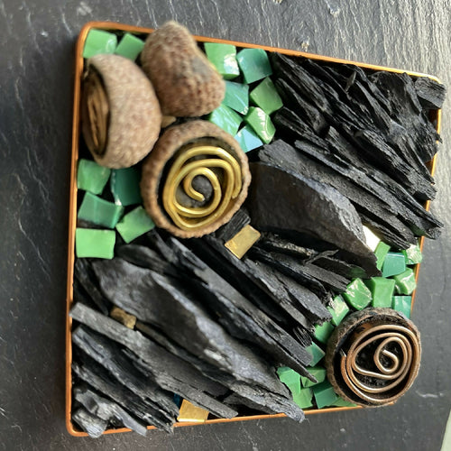 tableau_mini_en_mosaique_vert_ardoise_cupules_ii_musea_mosaique copie | EMPREINTES Paris - EMPREINTES Paris