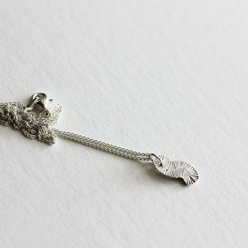 petit_collier_minimaliste_volute_en_argent_massif_recycle_925_maa_bijoux copie | EMPREINTES Paris - EMPREINTES Paris