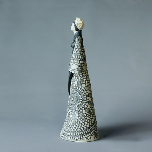 statuette_madame_noir_et_blanc_n°333_jeanne_sarah_bellaiche copie | EMPREINTES Paris - EMPREINTES Paris