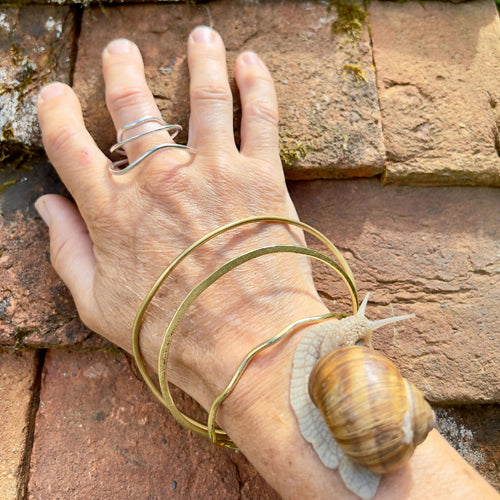 Bracelet Escargot de Bourgogne laiton - atelier lor copie | EMPREINTES Paris - EMPREINTES Paris