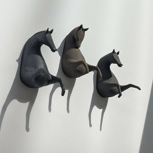 Sculpture Murale Cheval Gris | EMPREINTES Paris - EMPREINTES Paris