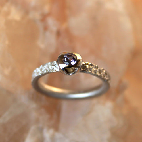 bague_volcanique_ii_piece_unique_t46_en_argent_et_or_avec_amethyste_sol_billeke copie | EMPREINTES Paris - EMPREINTES Paris