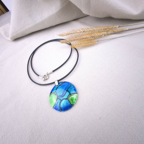 Collier en émail sur paillon d'argent - Lumière & Élégance - Vert/bleus | EMPREINTES Paris - EMPREINTES Paris