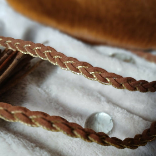 pochette_smartphone_totem_occi_tanne copie | EMPREINTES Paris - EMPREINTES Paris