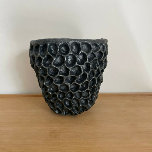 Pot sculpture Aérolithe | EMPREINTES Paris - EMPREINTES Paris