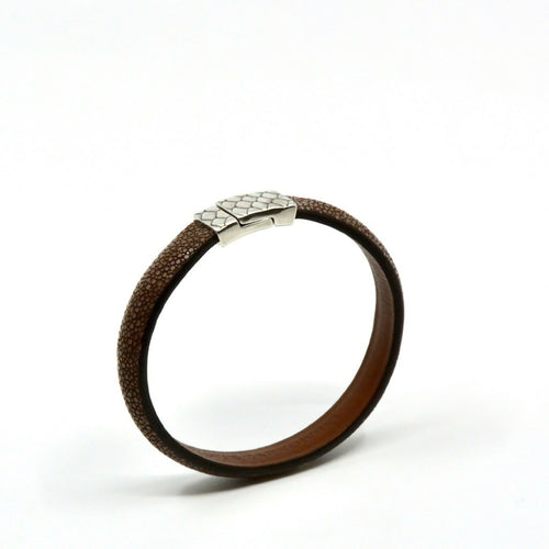 bracelet_en_galuchat_marron_fermoir_sirena_sylvie_zarnowski copie | EMPREINTES Paris - EMPREINTES Paris