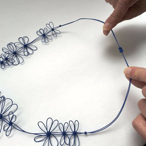 Collier fleurs de prunier bleu | EMPREINTES Paris - EMPREINTES Paris