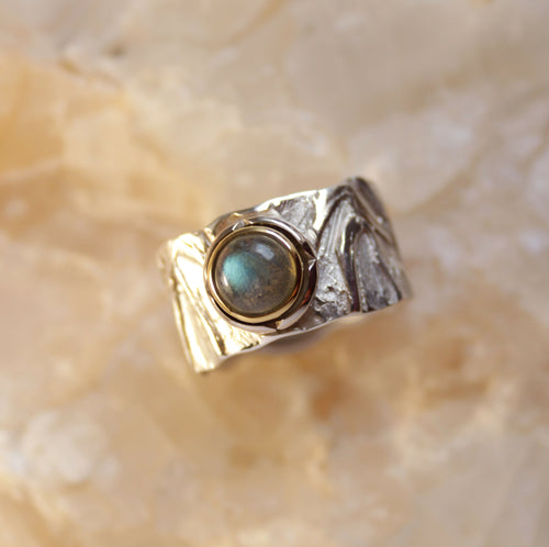 bague_lotus_piece_unique_t53_en_argent_pur_or_et_palladium_avec_labradorite_sol_billeke copie | EMPREINTES Paris - EMPREINTES Paris