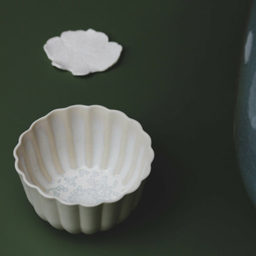 tasse_en_porcelaine_blanche_flocon_atelier_coccinelle2 copie | EMPREINTES Paris - EMPREINTES Paris