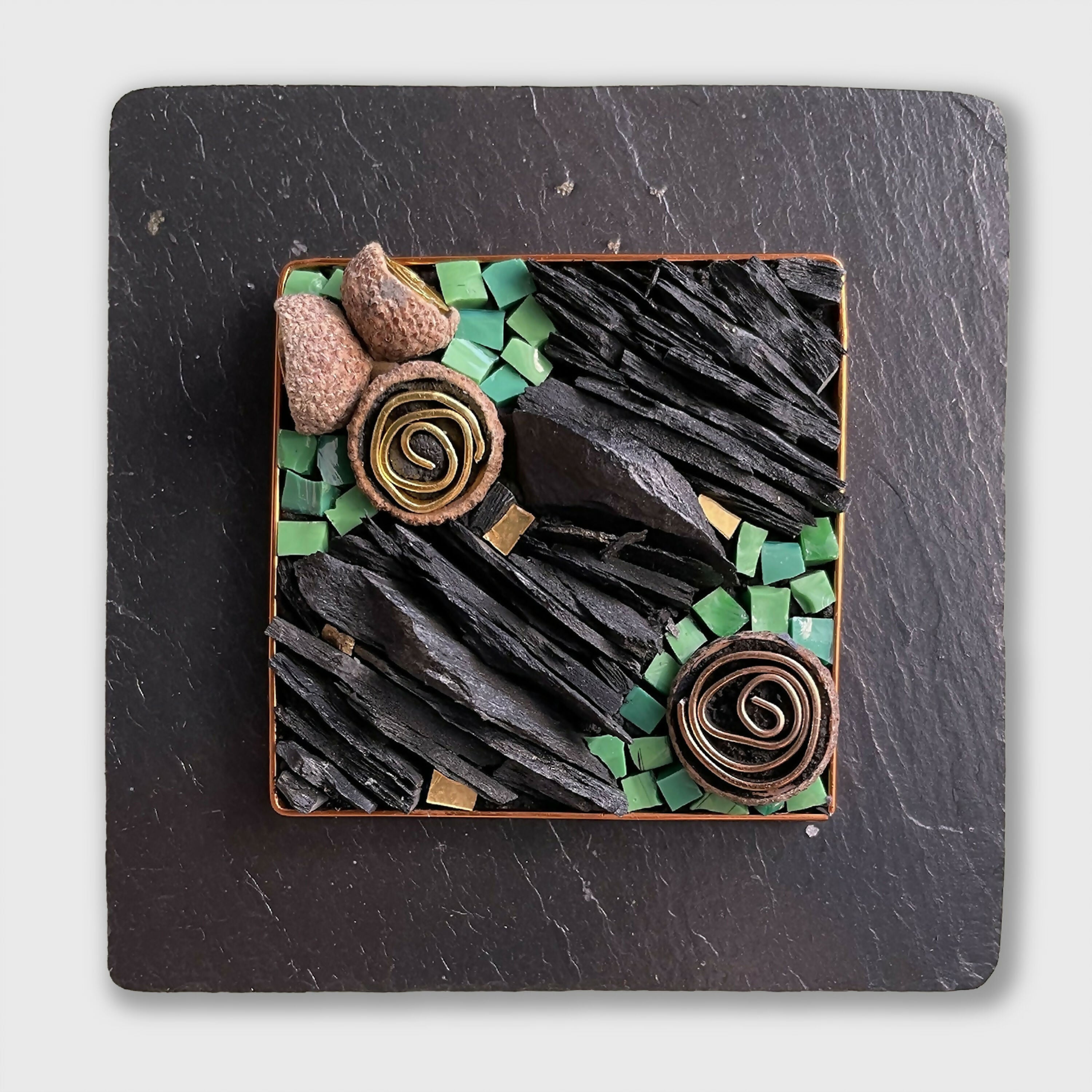 tableau_mini_en_mosaique_vert_ardoise_cupules_ii_musea_mosaique copie | EMPREINTES Paris