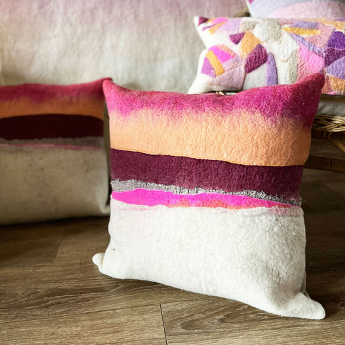 coussin_collection_strates_roses_i_accords_feutres copie | EMPREINTES Paris - EMPREINTES Paris