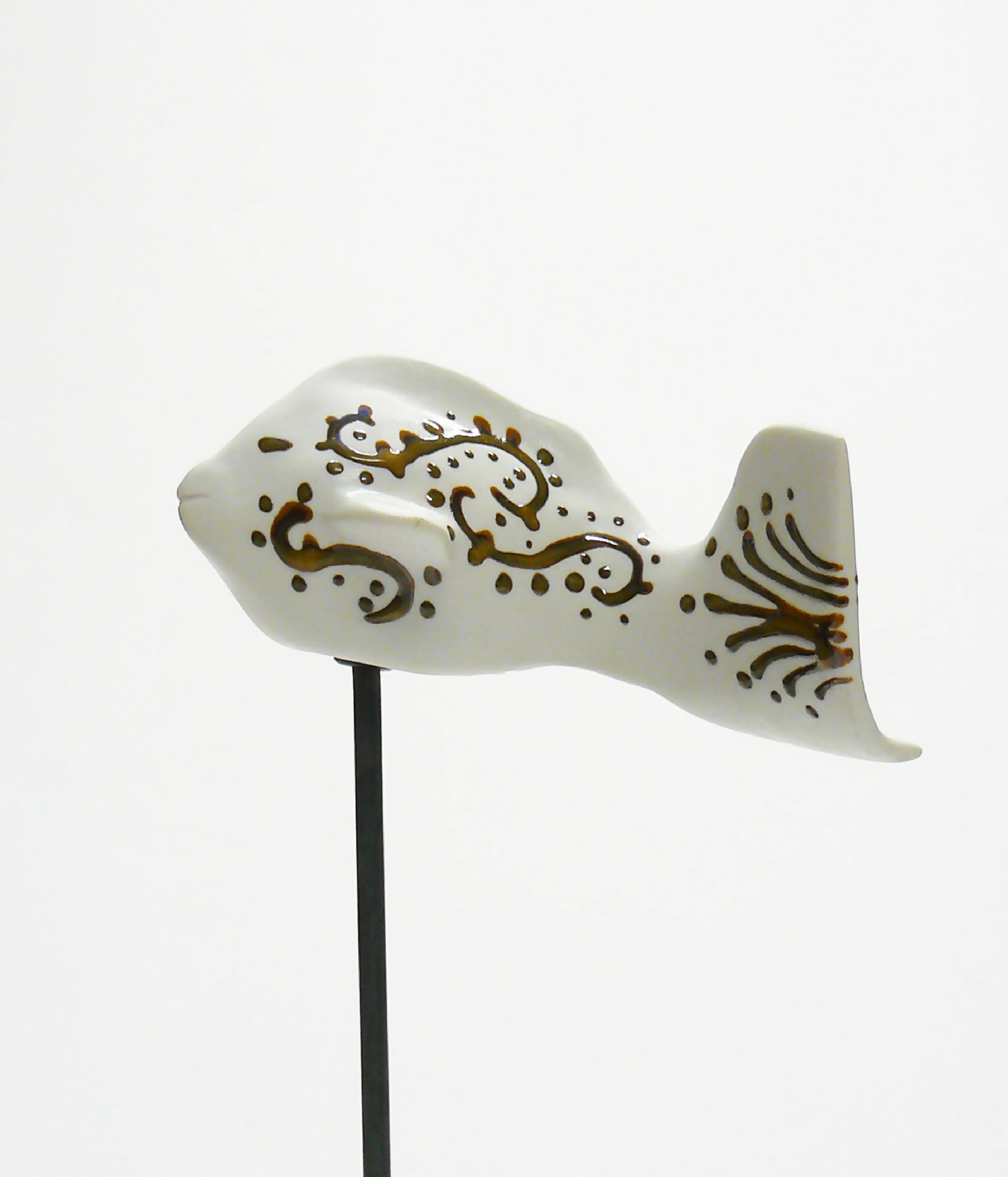 Sculpture petit poisson marron pailleté | EMPREINTES Paris