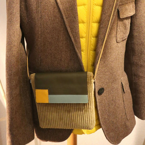 sac_le_petit_carre_velours_–_elegance_et_chaleur_pour_lhiver_sylvie_strohl | EMPREINTES Paris - EMPREINTES Paris