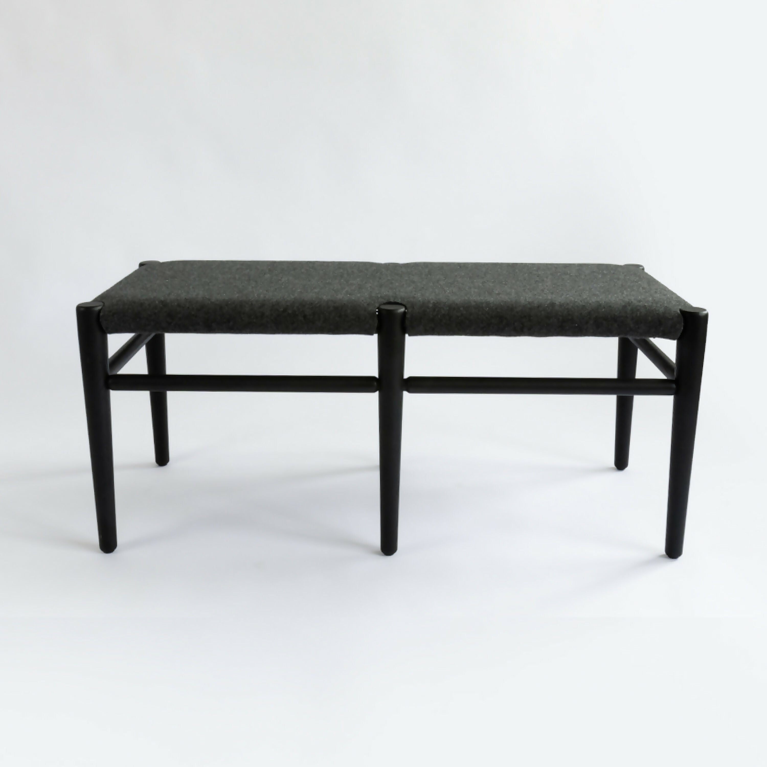 bout_de_lit_b2_copenhague_anthracite_temps_libre_virginie_lobrot copie | EMPREINTES Paris