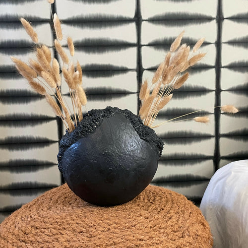 Pot -sculpture Lava Iceland 2 | EMPREINTES Paris - EMPREINTES Paris