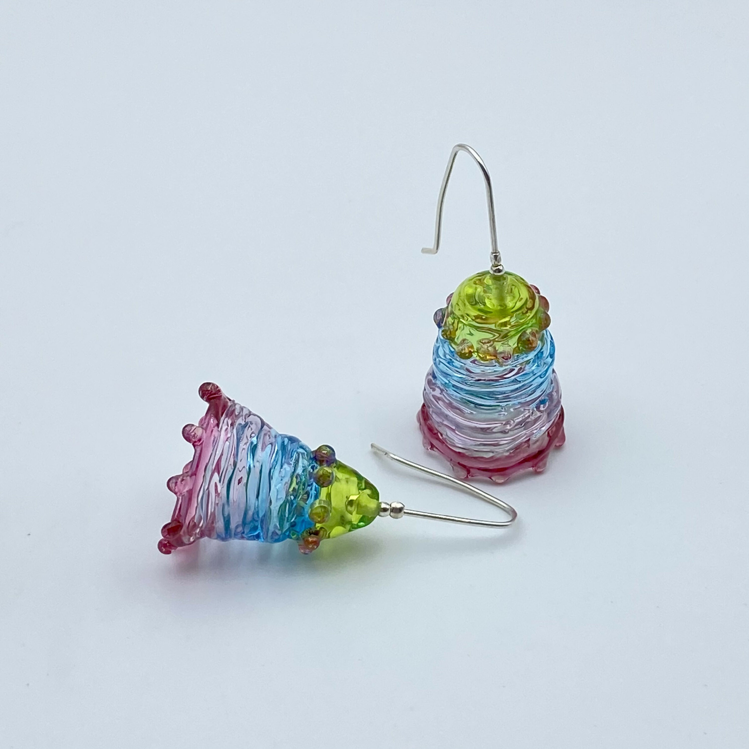 boucles_doreilles_grandes_corolles_multicolores_lathoumetie_helene copie | EMPREINTES Paris