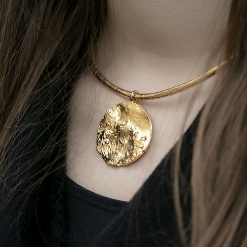Ras de cou médaillon POUSSIÈRE DE LUNE et de SOLEIL | EMPREINTES Paris - EMPREINTES Paris
