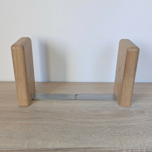 duo_de_serre_livres_en_chene_massif_jerome_ebenisterie | EMPREINTES Paris - EMPREINTES Paris