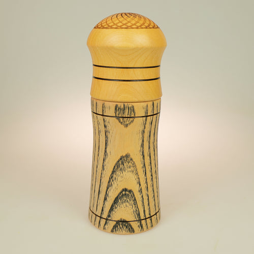 Moulin à poivre en frêne et amandier | EMPREINTES Paris - EMPREINTES Paris