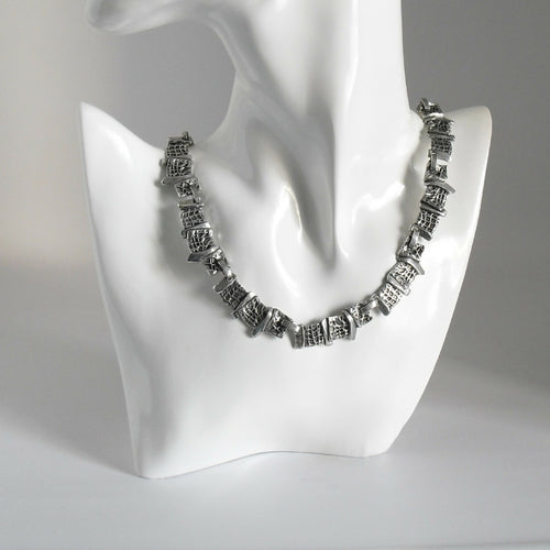 collier_en_etain_motif_quadrillages_bijoux_christine_philippe copie | EMPREINTES Paris - EMPREINTES Paris