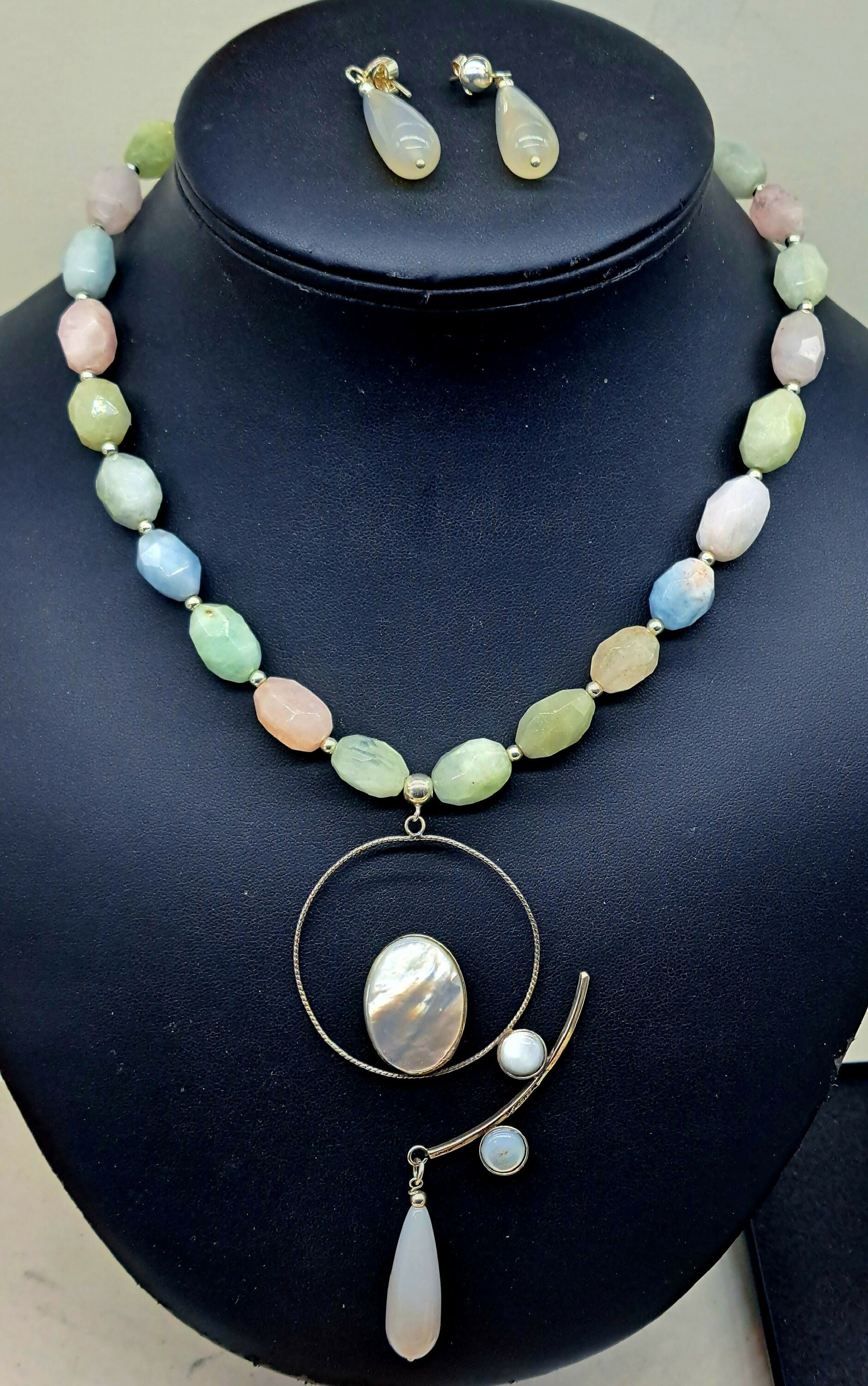 Parure collier et boucles d