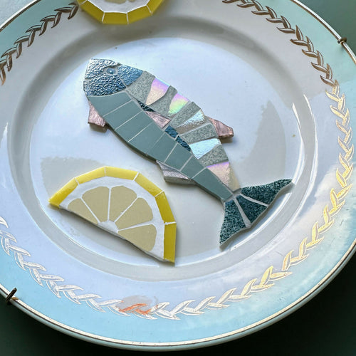 Assiette murale Poiscaille menthe-citron-or | EMPREINTES Paris - EMPREINTES Paris