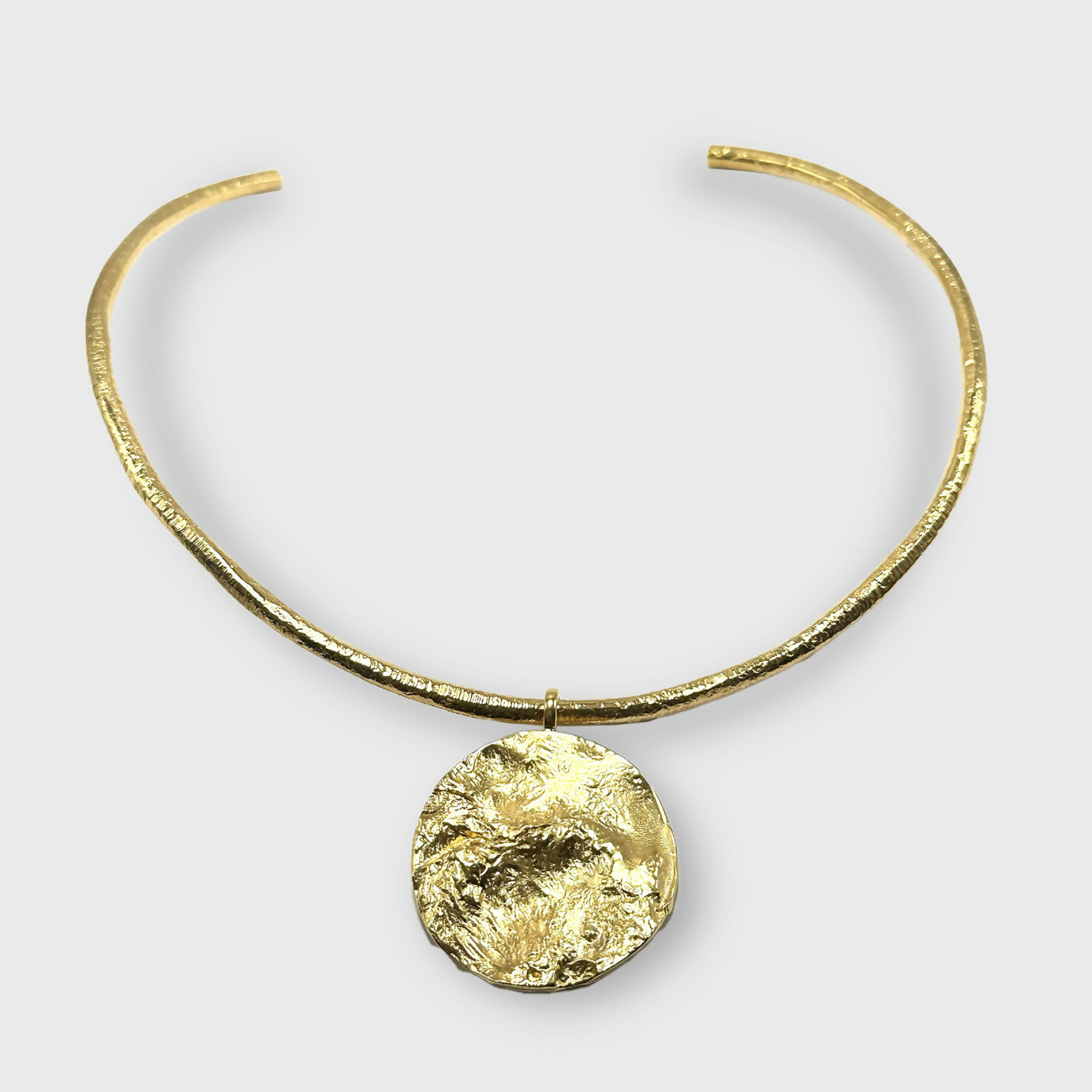 Ras de cou médaillon POUSSIÈRE DE LUNE et de SOLEIL | EMPREINTES Paris