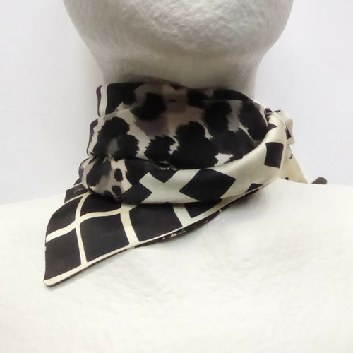 Foulard pointe soie- Ethno chic noir blanc | EMPREINTES Paris - EMPREINTES Paris