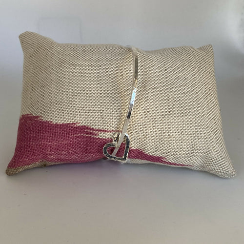 bracelet_jonc_en_argent_massif_et_sa_breloque_coeur_artyssia copie | EMPREINTES Paris - EMPREINTES Paris