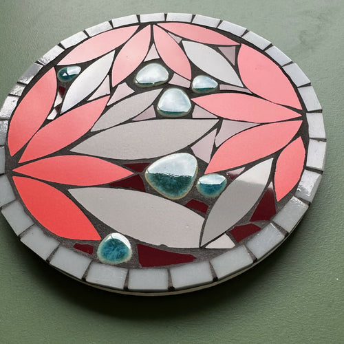 Dessous-de-plat mosaïque Magnolia rouge, gris et bleu | EMPREINTES Paris - EMPREINTES Paris